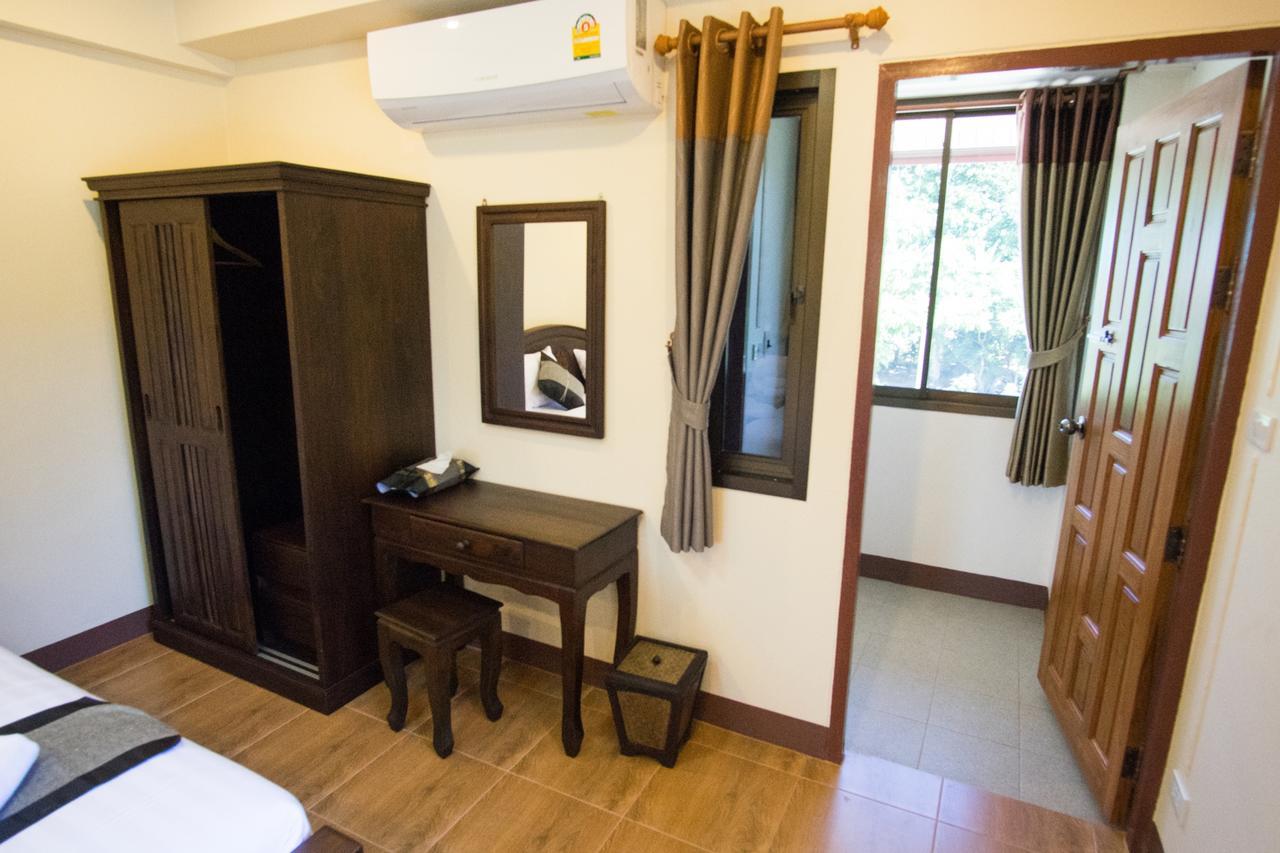 Nanbaankhun Hotel Extérieur photo